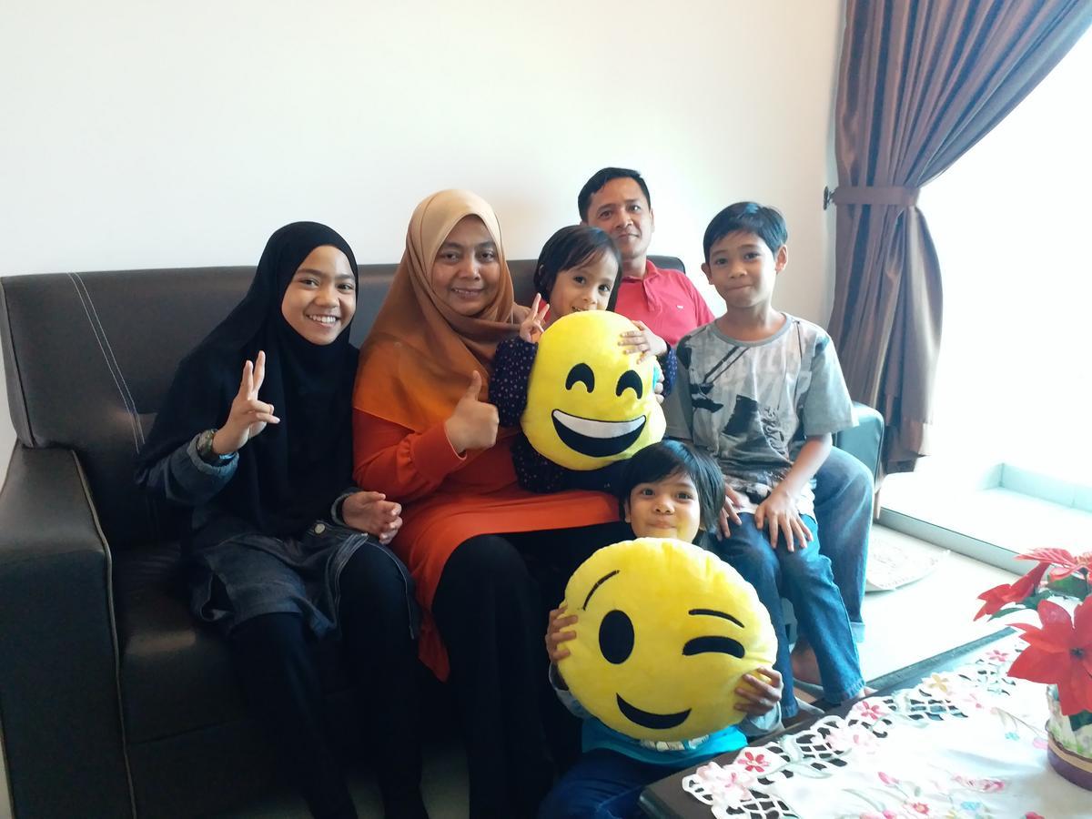 Hits Homestay Bayan Lepas Esterno foto